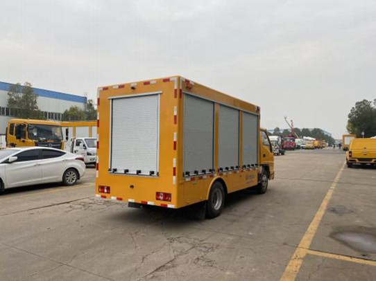 江鈴 1500方排水車(chē)（便攜）