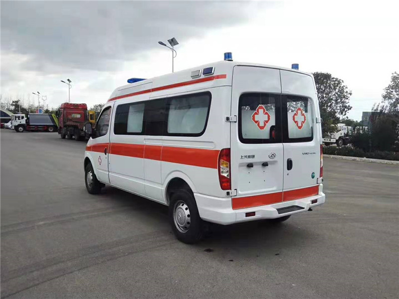 上汽大通V80長(zhǎng)軸中頂救護(hù)車（柴油版）